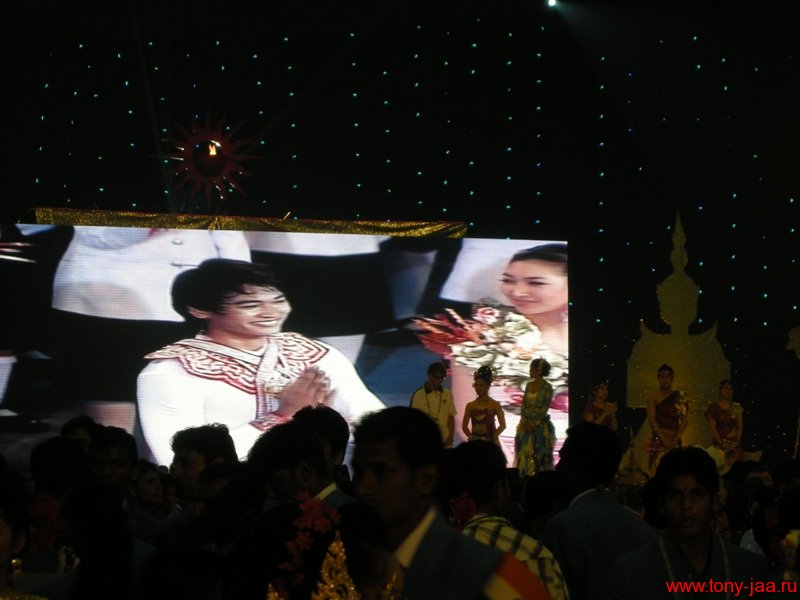Тони Джаа (Tony Jaa)  - открытие церемонии